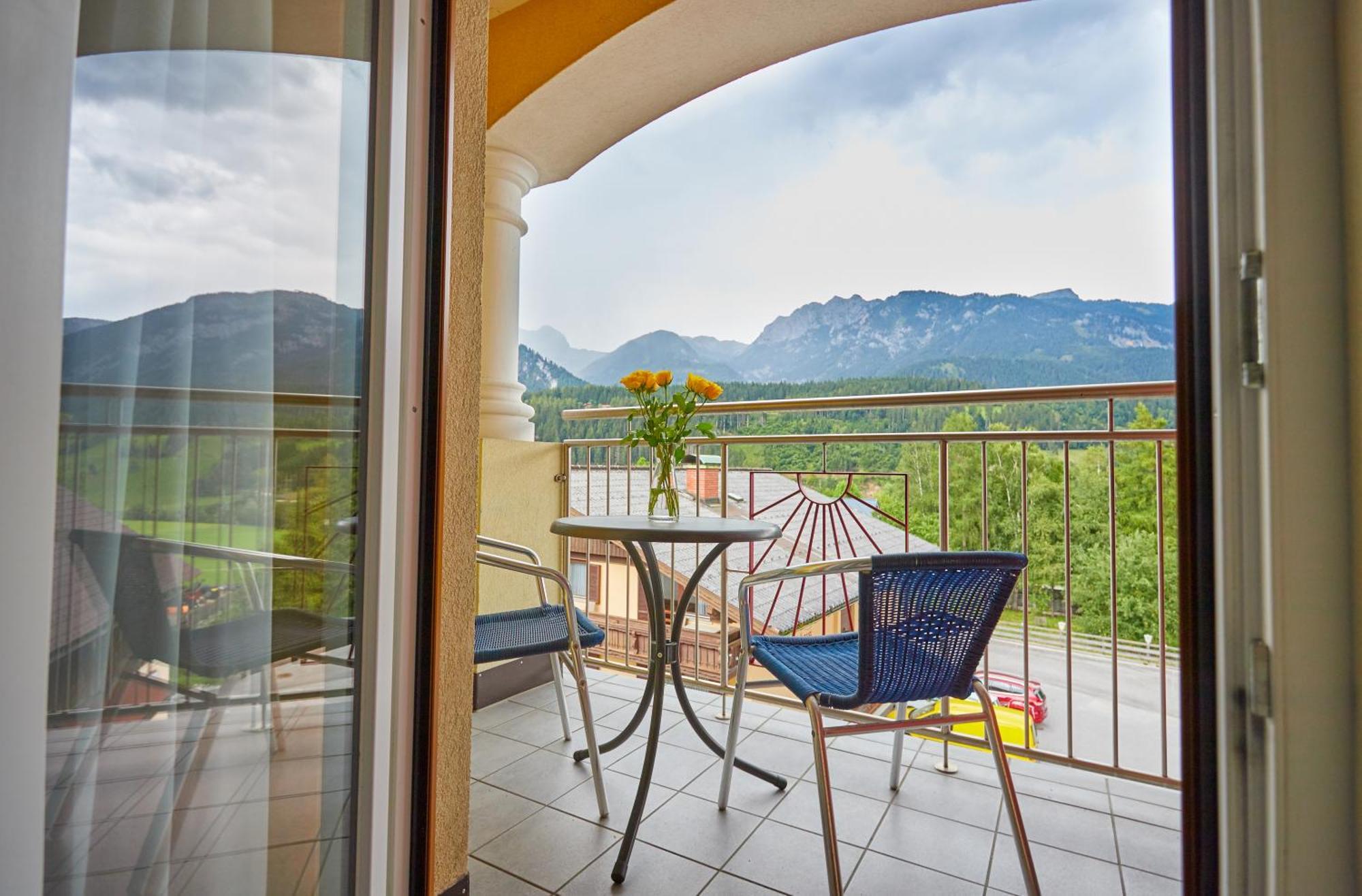 האוס Hotel Gasthof Stenitzer מראה חיצוני תמונה