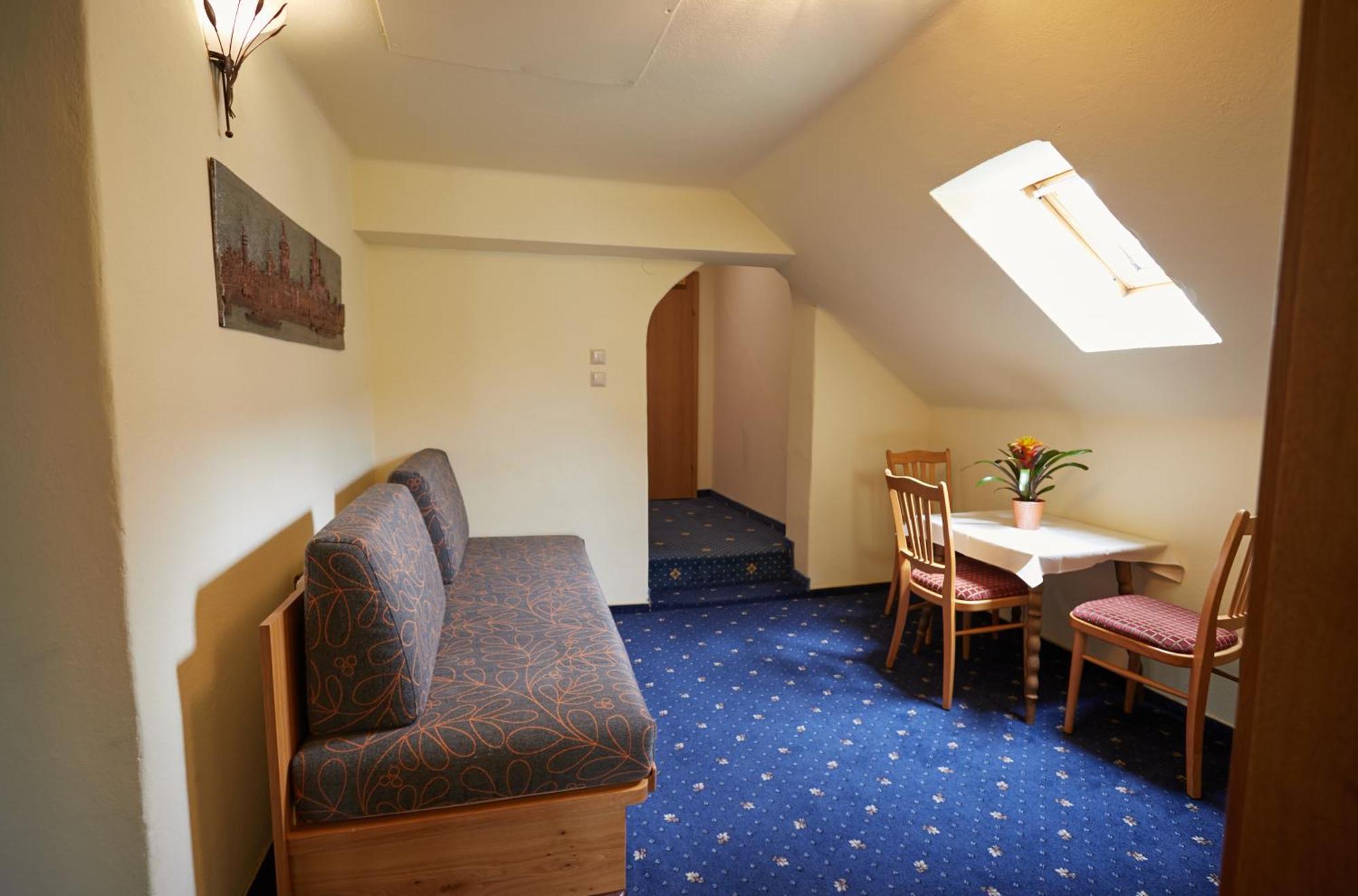 האוס Hotel Gasthof Stenitzer מראה חיצוני תמונה